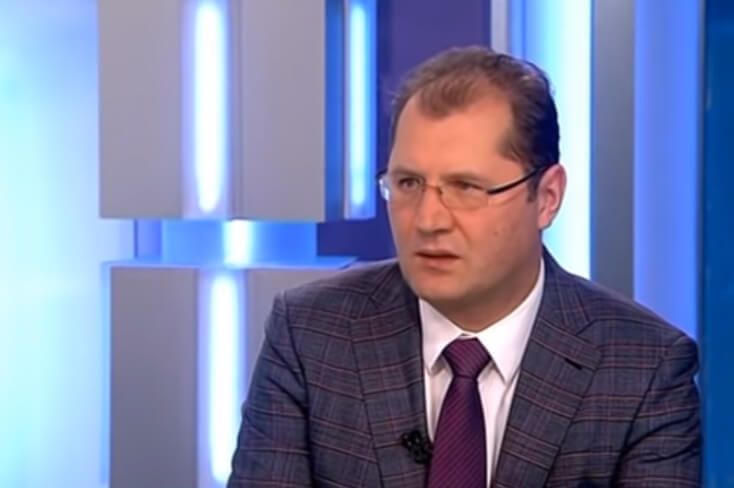 Владислав Кузовков в передаче "Полезная консультация" на канале "Санкт-Петербург"