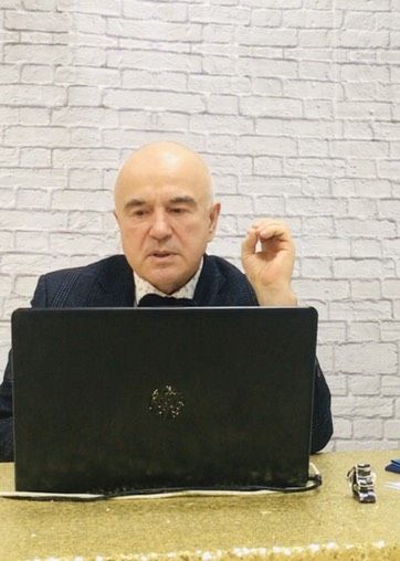 Проф.В.Н.Красножен